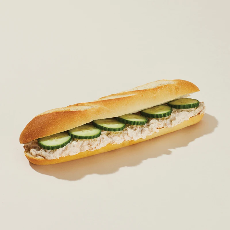 US004336 Prets Tuna and Cucumber Baguette