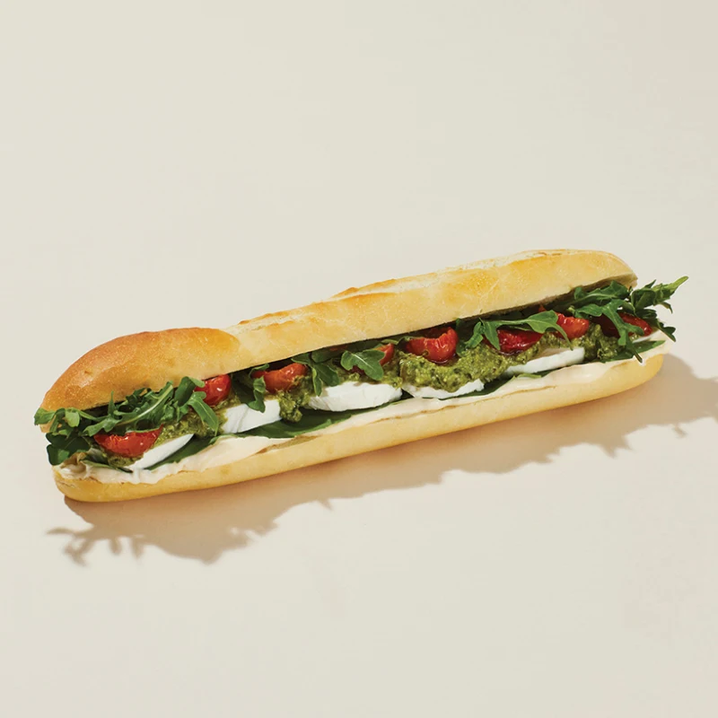 US004338 Pesto Caprese Baguette